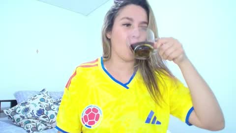 isabellaa_smith03 online show from 06/23/26, 11:36