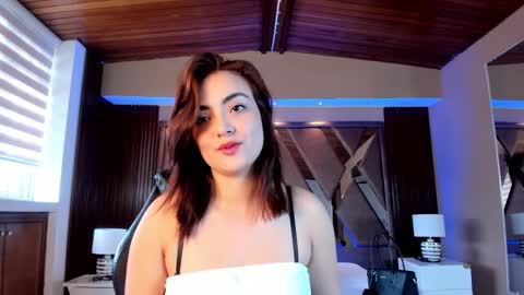 Isabella  Everyday From 0530 to 1430 Col Time online show from 02/23/25, 01:10