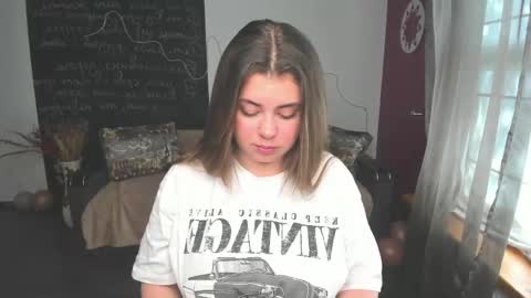 Snapshot of isabellabler chatting on 05/19/26, 05:47 isabellabler online show from 05/19/26, 05:47