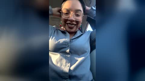 Snapshot of isabellaelizabeth chatting on 12/16/25, 09:09 isabellaelizabeth online show from 12/16/25, 09:09