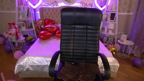 Marina online show from 02/08/25, 04:57