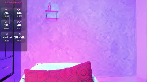 Instagram soybella01  online show from 03/18/26, 04:21