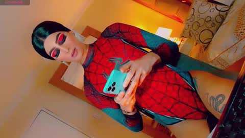 isabellagirs online show from 10/31/25, 09:10