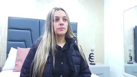 Isabella  online show from 02/01/26, 01:42