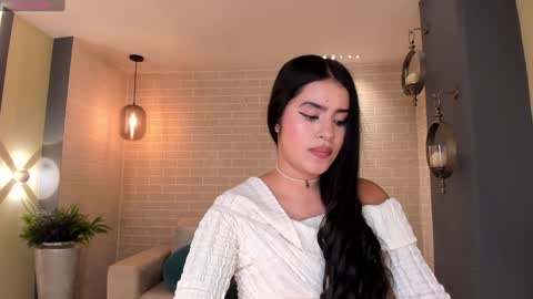 Isa Hill  online show from 12/30/24, 07:21