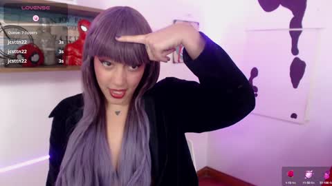 Snapshot of isabellakoff chatting on 02/05/25, 06:15 Tati - online show from 02/05/25, 06:15