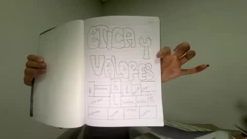 Snapshot of isabellakoffs chatting on 02/20/26, 06:19 Isabella.. back again online show from 02/20/26, 06:19