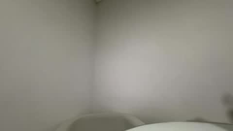 Snapshot of isabellakoffs chatting on 02/20/26, 06:26 Isabella.. back again online show from 02/20/26, 06:26