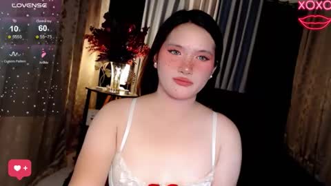 Snapshot of isabellaleights chatting on 05/04/26, 04:08 isabel online show from 05/04/26, 04:08