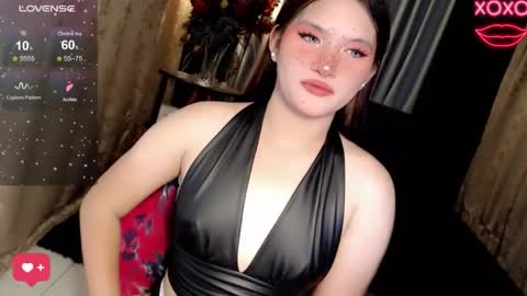 Snapshot of isabellaleights chatting on 05/08/26, 01:33 isabel online show from 05/08/26, 01:33