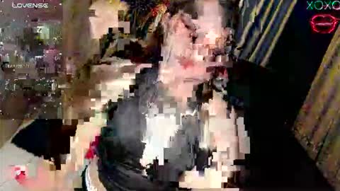 Snapshot of isabellaleights chatting on 05/12/26, 12:52 isabel online show from 05/12/26, 12:52