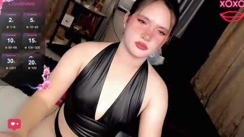 Snapshot of isabellaleights chatting on 05/15/26, 11:12 isabel online show from 05/15/26, 11:12
