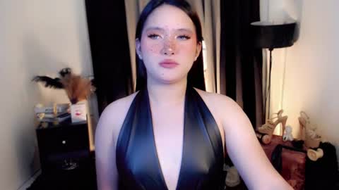 Snapshot of isabellaleights chatting on 06/18/26, 06:24 isabel online show from 06/18/26, 06:24