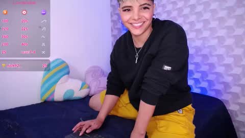 Snapshot of isabellamoutt chatting on 02/07/25, 12:20 Isabella Mout online show from 02/07/25, 12:20