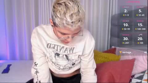 Snapshot of isabellamoutt chatting on 11/22/25, 12:31 Isabella Mout online show from 11/22/25, 12:31