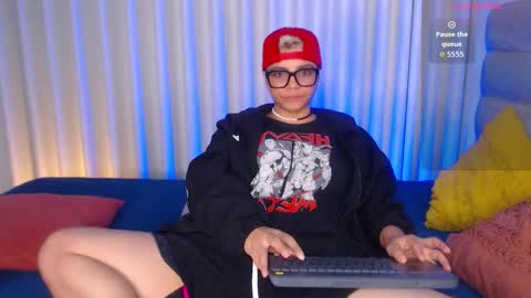 Snapshot of isabellamoutt chatting on 12/04/25, 10:29 Isabella Mout online show from 12/04/25, 10:29