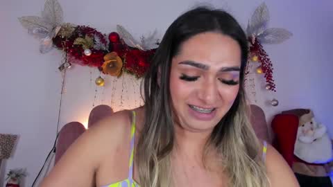 Snapshot of isabellas_smith chatting on 01/10/25, 12:27 Martina IG martissmith01 online show from 01/10/25, 12:27
