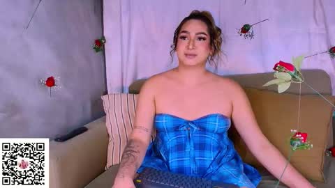 Snapshot of isabellas_smith chatting on 02/17/26, 05:48 Martina IG martissmith01 online show from 02/17/26, 05:48