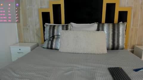    online show from 12/14/25, 07:40