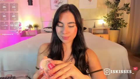   online show from 04/23/26, 03:52