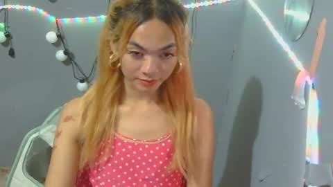 Snapshot of isabellatx chatting on 02/08/26, 04:32 isabellatx online show from 02/08/26, 04:32