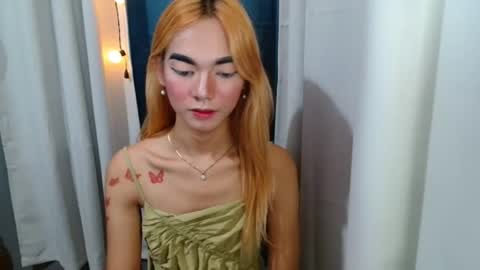 isabellatx online show from 04/12/26, 04:23