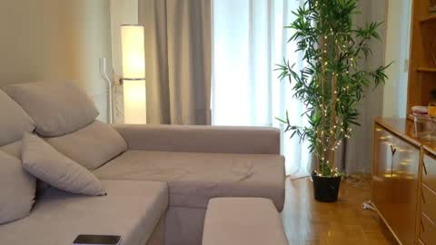 isabellauribe online show from 04/30/26, 11:05