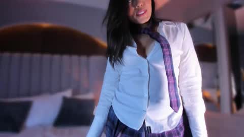 Isa  online show from 02/04/26, 04:18