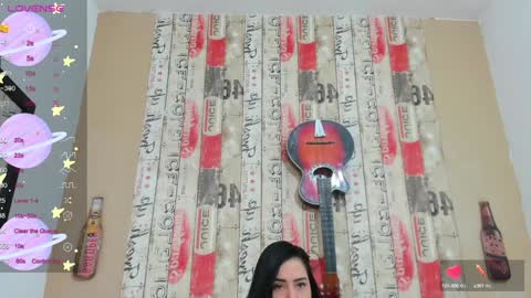 Snapshot of isabelle_rossi chatting on 01/25/25, 08:10 Isa online show from 01/25/25, 08:10