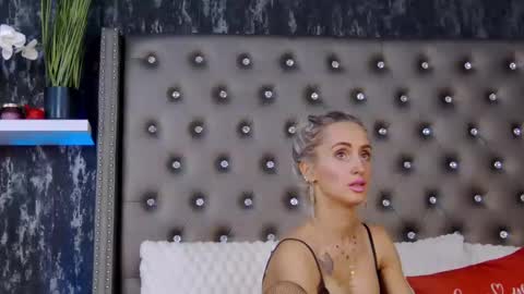 Snapshot of isabelleethan chatting on 03/09/25, 02:29 IsabelleEthan online show from 03/09/25, 02:29