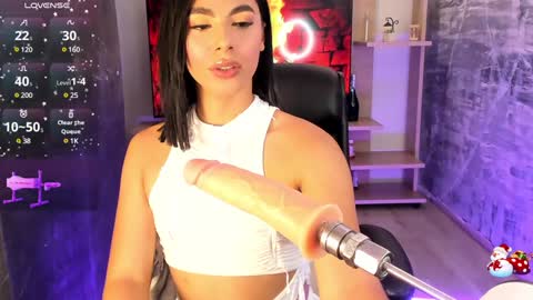 Snapshot of isabellefoxx chatting on 01/24/25, 05:31 Isa online show from 01/24/25, 05:31