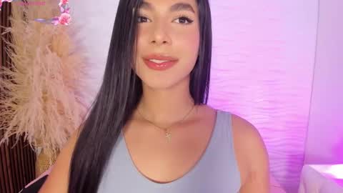 Isa online show from 12/22/25, 10:07