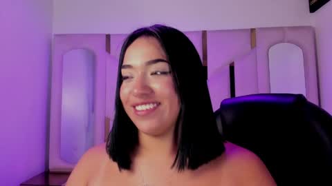 isabellrodriguez18 online show from 05/15/26, 05:03