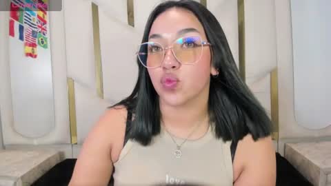 Snapshot of isabellrodriguez18 chatting on 07/01/26, 03:52 isabellrodriguez18 online show from 07/01/26, 03:52