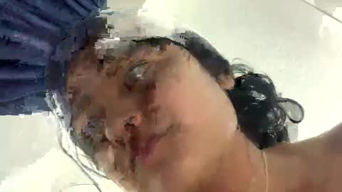 Isa online show from 03/06/25, 02:09