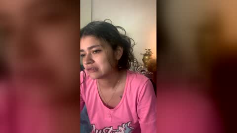 Snapshot of isabelprietoo chatting on 02/20/26, 12:18 Isa online show from 02/20/26, 12:18