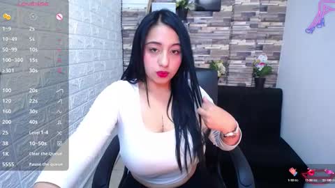 Snapshot of isabelsaenzxx chatting on 09/12/25, 02:06 Hi there im Isabelsaenzxx online show from 09/12/25, 02:06