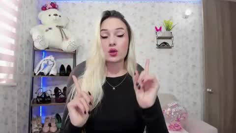 ISABELLA online show from 03/29/26, 08:31