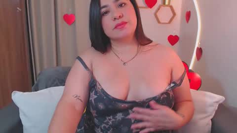 Snapshot of isabum_ chatting on 02/16/26, 03:41 Isa online show from 02/16/26, 03:41