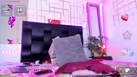 Snapshot of isacock chatting on 06/18/26, 12:33 isacock online show from 06/18/26, 12:33