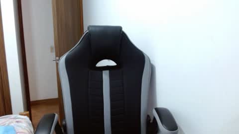 ISADORA online show from 01/31/25, 02:15