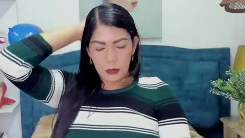 Isabel online show from 06/25/26, 12:31