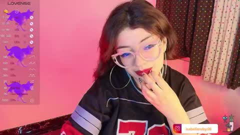 Isabella Ferrer online show from 10/09/25, 09:40