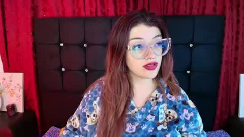 Snapshot of isaferrer06 chatting on 07/11/26, 06:16 Isabella Ferrer online show from 07/11/26, 06:16