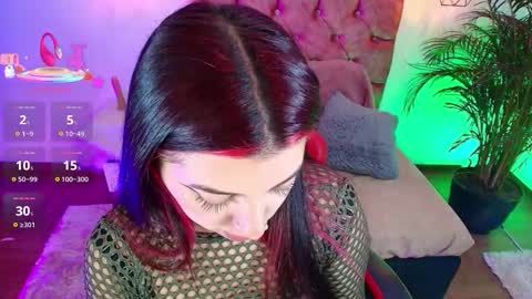 Snapshot of isara_ chatting on 10/07/25, 11:07 isara_ online show from 10/07/25, 11:07