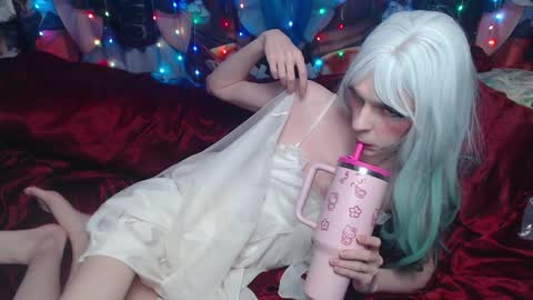 Sele online show from 12/22/25, 11:02