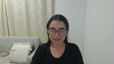 Emma online show from 04/06/26, 04:10