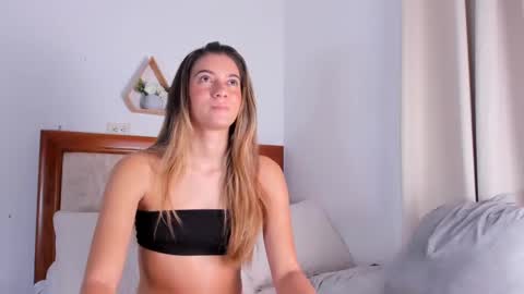 ishabellalopez online show from 02/13/25, 05:26