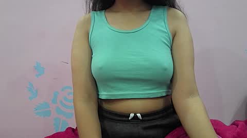 ishika_singh_ online show from 02/07/26, 03:10