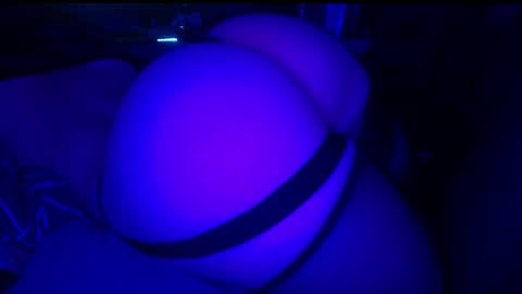 ishtarea online show from 01/30/25, 01:00